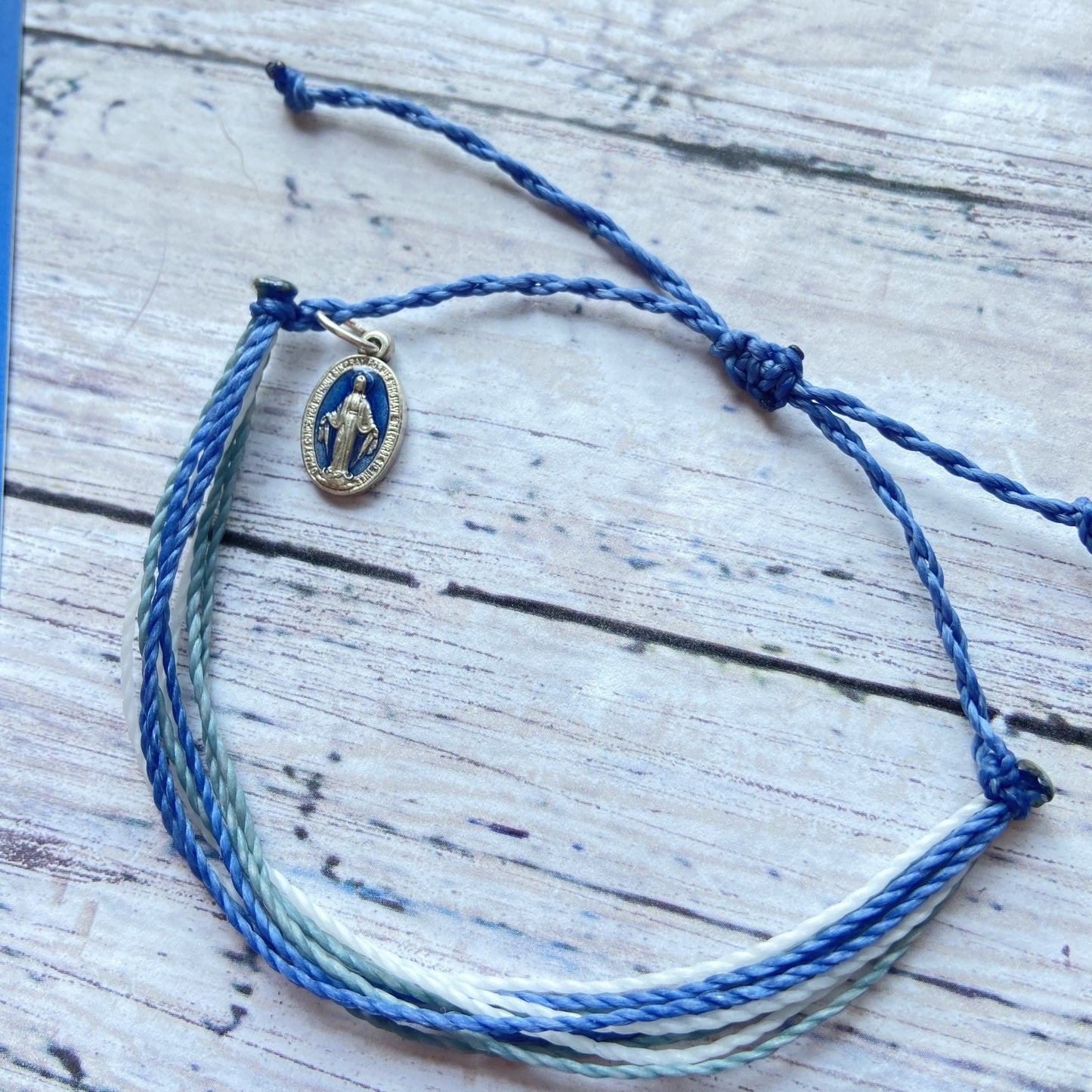 Wanderer Companion Bracelet | Miraculous Medal