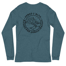 Load image into Gallery viewer, Verso L&#39;Alto - Blessed Pier Giorgio Frassati Unisex Long Sleeve T-Shirt

